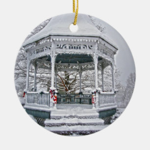 Domstol Gazebo i Snö Julgransprydnad Keramik