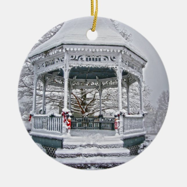 Domstol Gazebo i Snö Julgransprydnad Keramik (Framsidan)