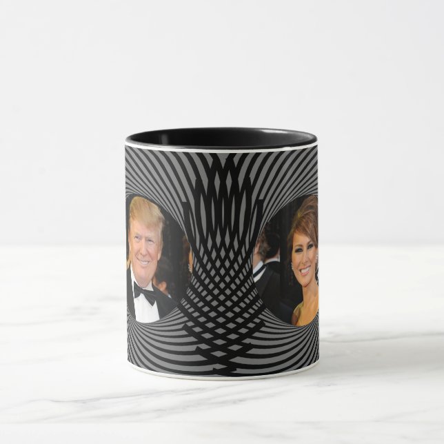 DONALD & MELANIA TRUMF MUGG (Center)