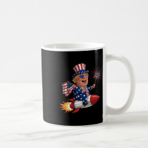 Donald Trump 2024 Lycklig 4:e juli Trump American Kaffemugg
