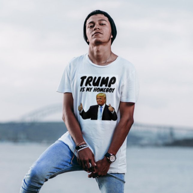 DONALD TRUMP ÄR MIN HOMEBOY T-SHIRTS T-SHIRT (Skapare uppladdad)