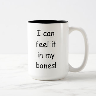 Donald Trump Can Feel it in His Bones Mug Två-Tonad Mugg
