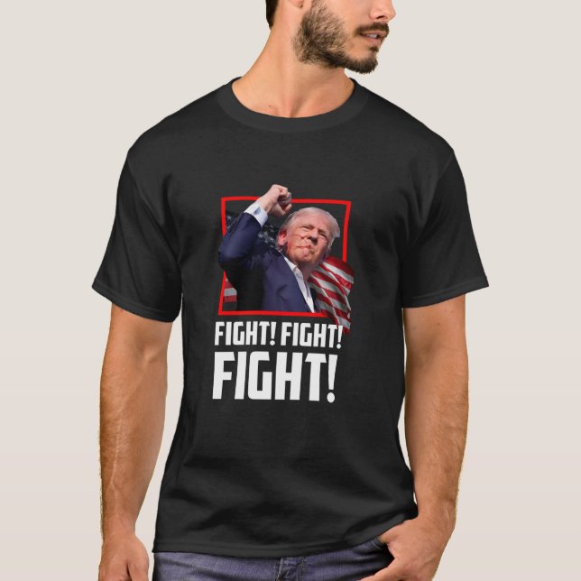 Donald Trump Fighting Stronger Supports Am T Shirt (Framsida)