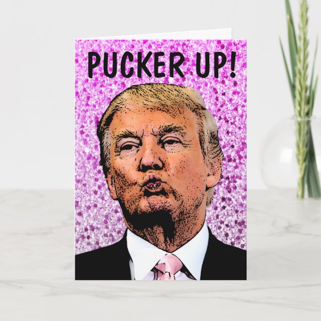 DONALD TRUMP GLITTER BIRTHDAY KISS CARDS KORT (Framsida)