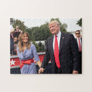 Donald Trump med första Dam Melania Pussel