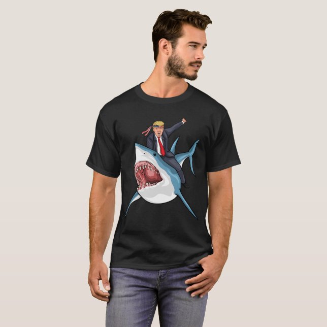 Donald Trump ridninghaj T Shirt (Hel framsida)
