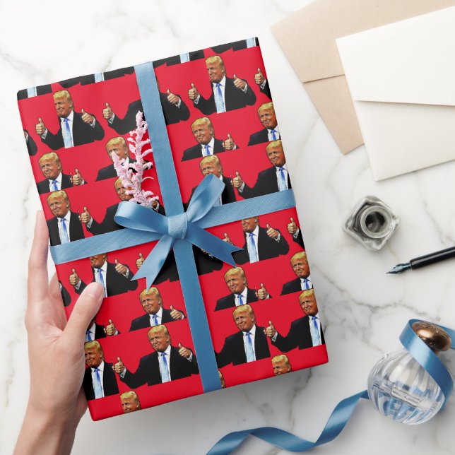 DONALD TRUMP THUMBS UP CHRISTMAS WRAPPPPING PAPPER PRESENTPAPPER (Gifting)