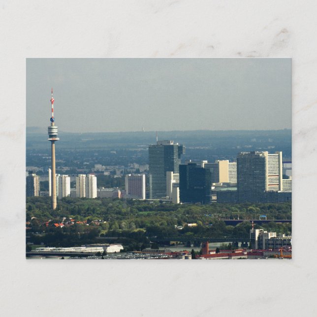 Donauturm och UNO City Vykort (Framsida)