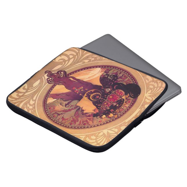 Donna Orechini av Alphonse Mucha Laptop Sleeve (Framsida topp)