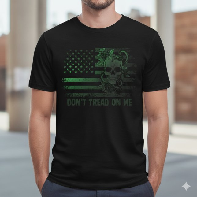 Don't Tread On Me Gadsden Flag  Black T-Shirt (Skapare uppladdad)