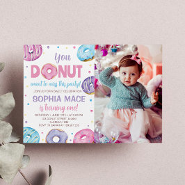 Donut 1:a födelsedagsinbjudan Söt ett Inbjudningar