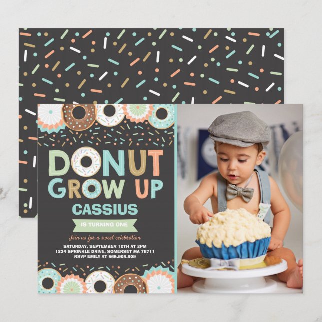 Donut Birthday-inbjudan: Väg upp Party Inbjudningar (Fram/baksida)