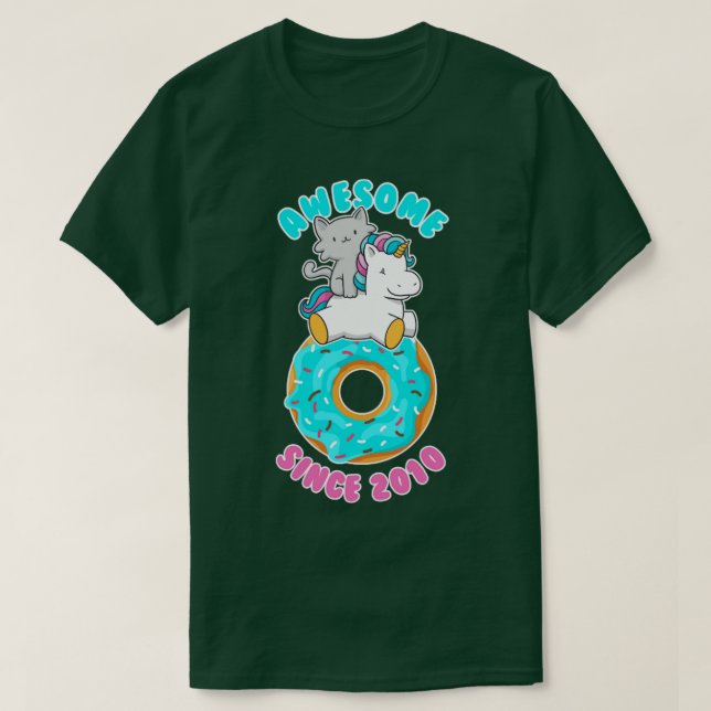 Donut Kitten Unicorn Fantastisk sedan 2010 T Shirt (Design framsida)