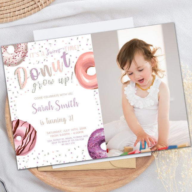 Donut Silver Donut Birthday Inbjudningar med foto (Donut Silver Donut Birthday Invitations with photo)