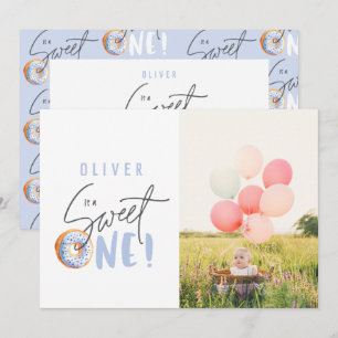 Donut söt en inbjudan till första födelsedag