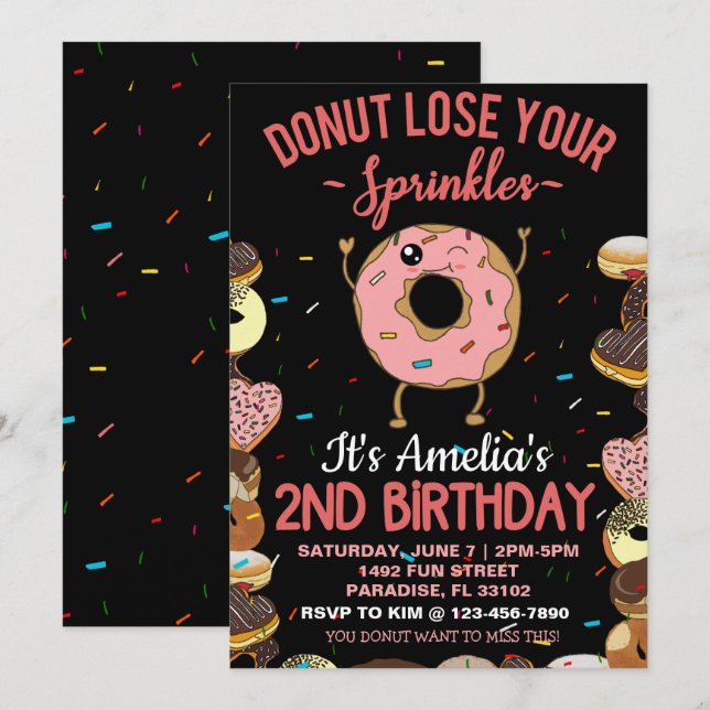 Donuttema för 2-årsdag Två år gammal Inbjudningar (Fram/baksida)