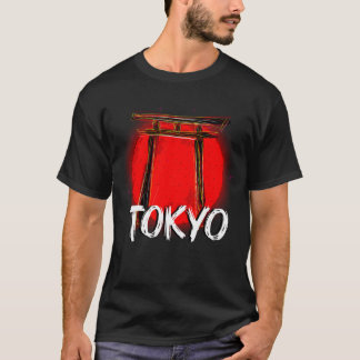 Doodle de Tokio: La majestuosidad del torii frente T Shirt
