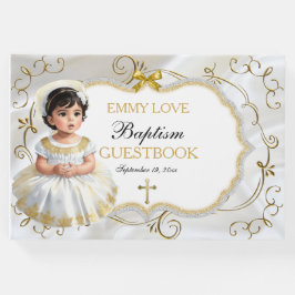 Dopning av babyflicka i vitt och guld kors gästböcker