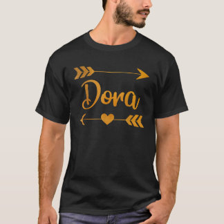 DORA Personlig Namn Funny Birthday Anpassningsbar  T Shirt
