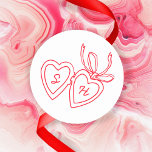Dörrsketch Modern ANPASSNINGSBAR för Whimsical Hea Runt Klistermärke<br><div class="desc">Använda dessa söta, vita klistermärken för bröllop, förlovningsfest, möhippa eller andra evenemang. Hand plockade av mig för dig. Helt redigerbart, lägg till din egen text eller bakgrund färg. FULLY-ANPASSADE: Klicka på "personalisera" om du vill redigera texten, lägga till ditt eget anpassningsbar initialer i hjärtat och klicka sedan på "redigera design"...</div>