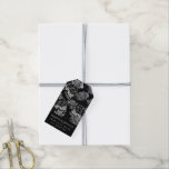 Döskallar och Chalk Ro | Gothic Glam Tack Presentetikett<br><div class="desc">#abstractart Funky 90-talet gothic grunge i ett sömlöst mönster av döskallar av tryckt kalk-socker och ro på en krossad sammetschalkboard struktur-bakgrund inspirerad av Halloween och Mexikanska Day of the dead (dia de los muertos). Den moderna contemporaryn med blandat medium gör att perfekten av färg och stil läggs till. Om du...</div>