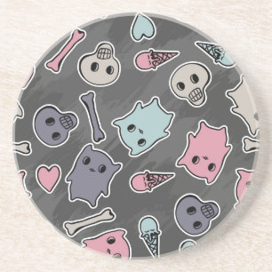 Döskallar och hjärtor på svart bakgrund underlägg