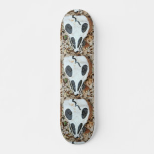 döskalle skateboard de los muertos målade