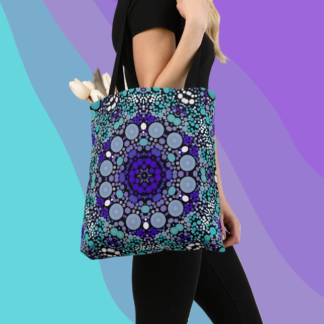 Dot Mandala Flower Lila Blue and White Tygkasse (Skapare uppladdad)