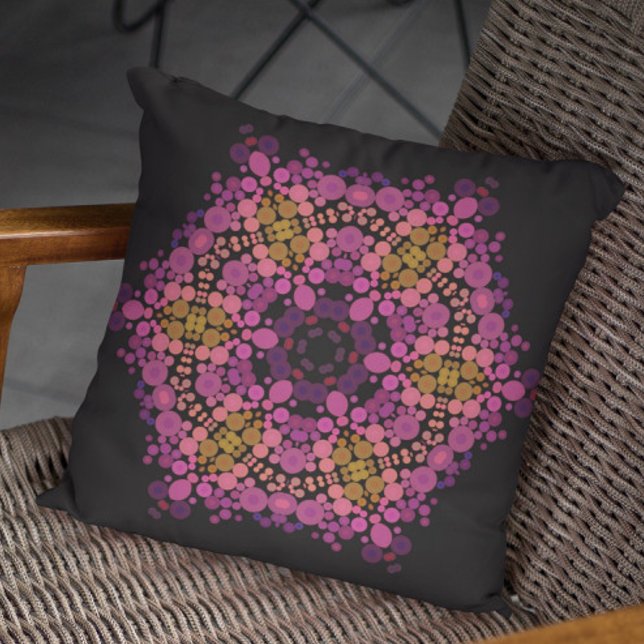 Dot Mandala Flower Rosa Gult and Black Kudde (Skapare uppladdad)