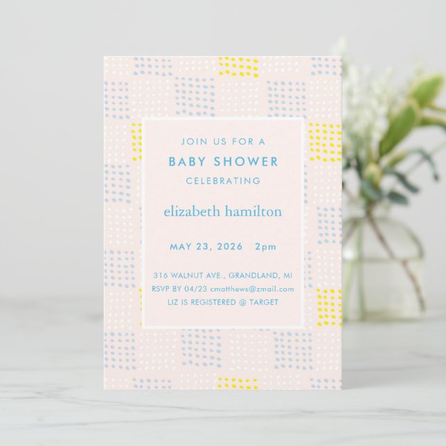 Dots & Squares Pink & Blue Baby Shower Invitation Inbjudningar (Stående Fram)