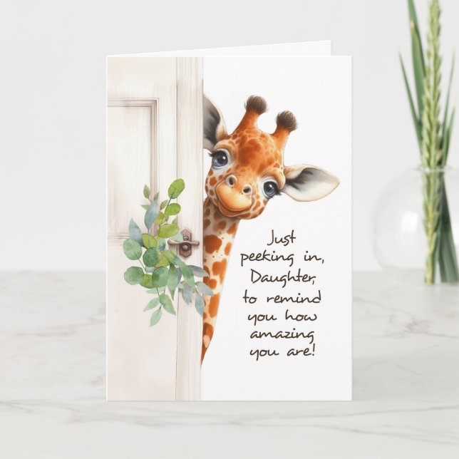 Dotteruppmuntrande giraff tittar runt dörren kort (Framsida)
