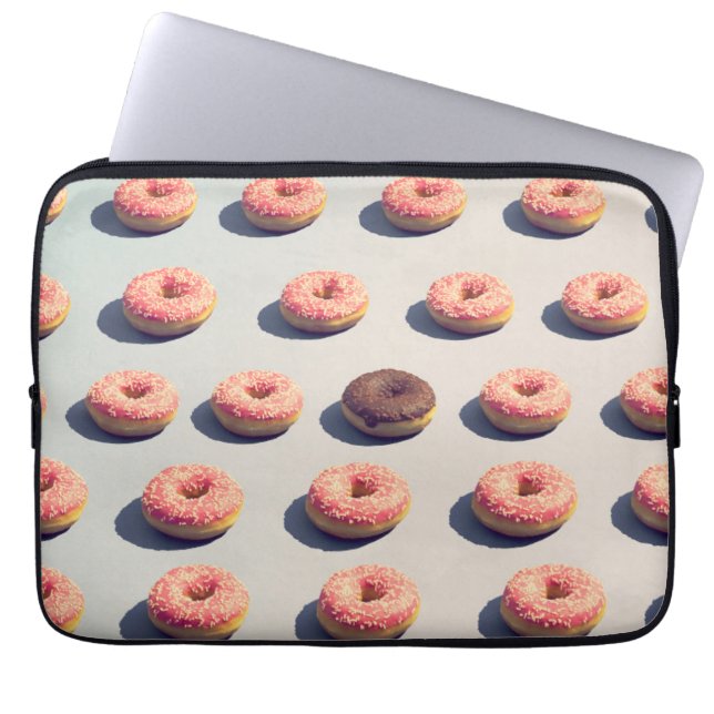 Doughnut i en grupp laptop fodral (Framsidan)