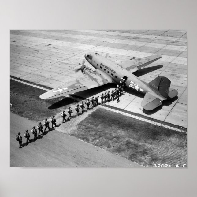 Douglas C-47 och flygburna praktikanter Poster (Framsidan)