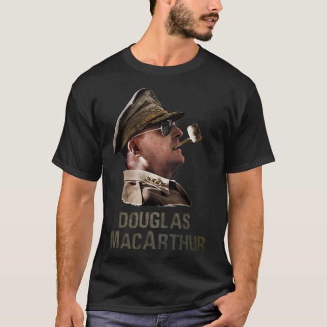 Douglas Macarthur, 1944 Colorized Art Gift Hallowe T Shirt (Framsida)