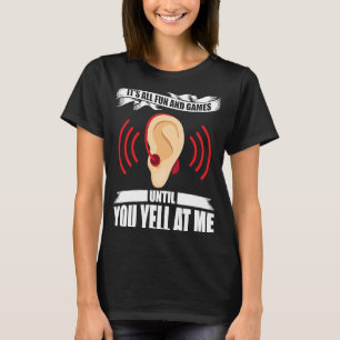 Döv Pride ASL Hand Gesture Hearing Aid Hand Sign T Shirt