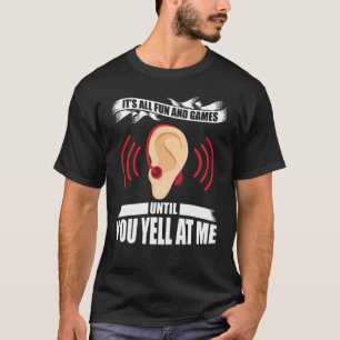 Döv Pride ASL Hand Gesture Hearing Aid Hand Sign T Shirt
