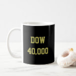 Dow 40000 Lagrar Market Firande Kaffemugg<br><div class="desc">Dow Jones Industrial Average eller DJIA är det mest bevakade och noterade marknadsindexet lagrar. Detta prisa viktade index på 30 stora industriföretag, som ofta bara kallas Dow, infördes först i slutet av 1800-talet. Tillsammans med NASDAQ och S&P 500 följs Dow fortfarande noga av affärsmedier och marknadsaktörer i lagrar och enskilda...</div>
