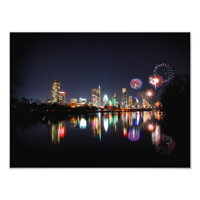 Downtown Austin Texas Night Skyline Fireworks Fototryck (Framsidan)