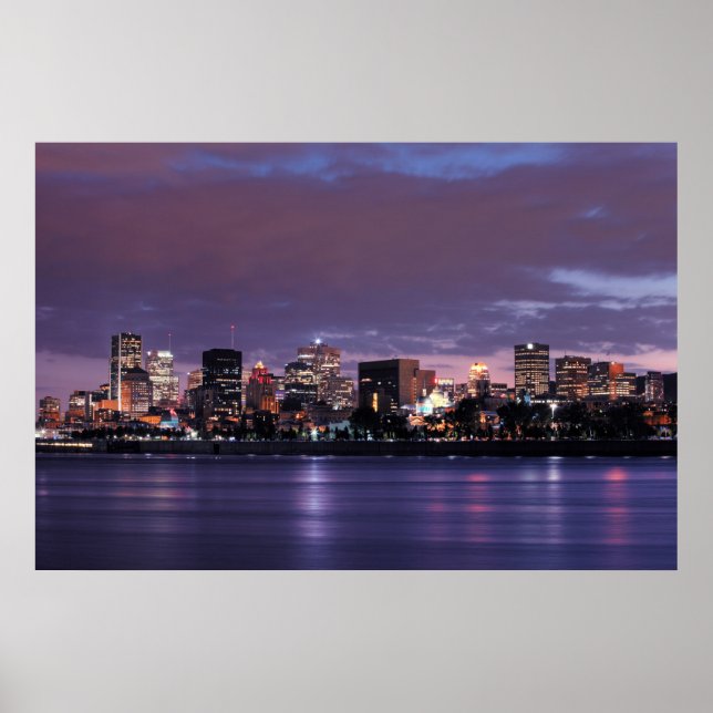 Downtown Montreal at night Poster (Framsidan)