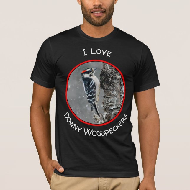 Downy Woodpecker i Snö - Originalfotografi T Shirt (Framsida)