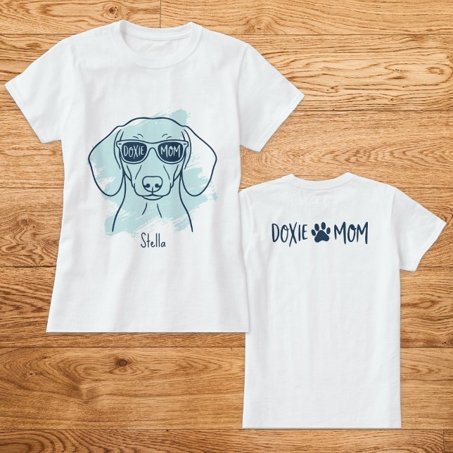 Doxie Mom Ice Blue T-Shirt with Custom Name (Skapare uppladdad)