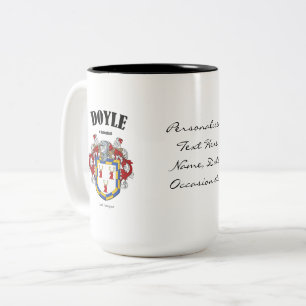 Doyle Family Crest, Translation & Meaning Två-Tonad Mugg