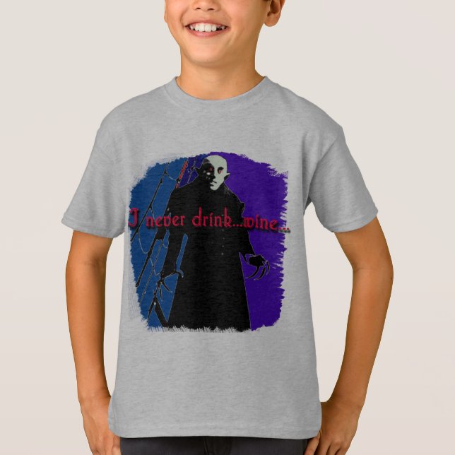Dracula dricker jag aldrig… vin tee shirt (Framsida)