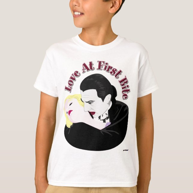 Dracula, kärlek vid första smaken t-shirt (Framsida)