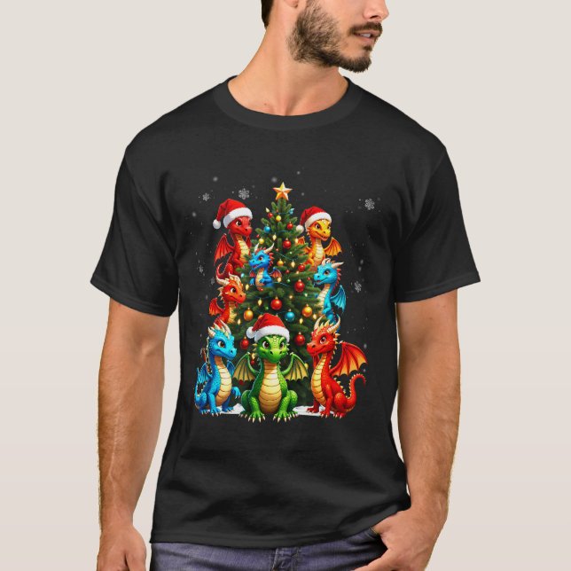 Dragon Christmas Tree Squad Santa Hat Fantasy Myth T Shirt (Framsida)