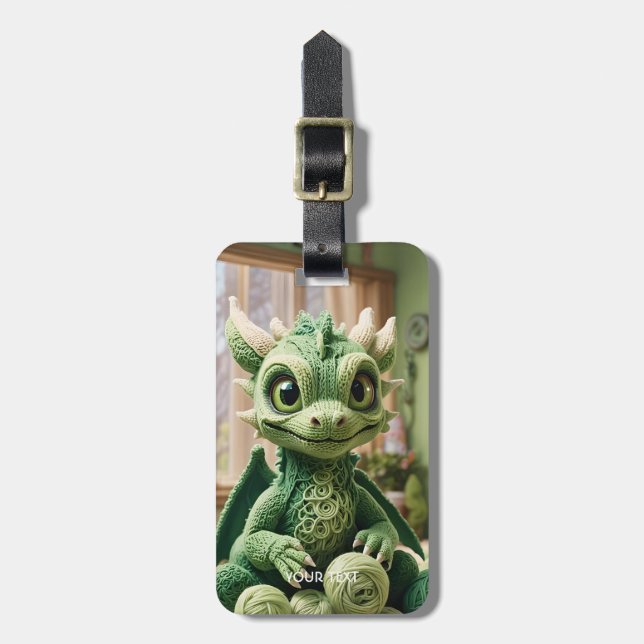 Dragon Fantasy Cute Grönt Yarn Bagagebricka (Vertikal Framsida)