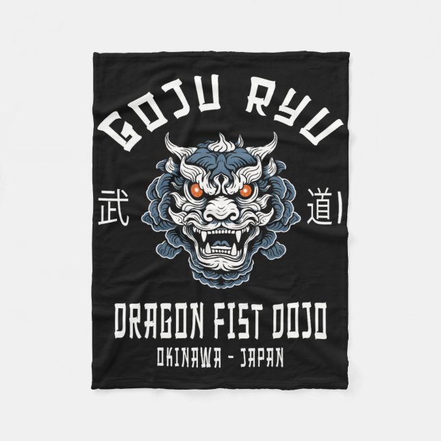 Dragon Fist Dojo Goju Ryu Karate  Fleecefilt (Framsidan)
