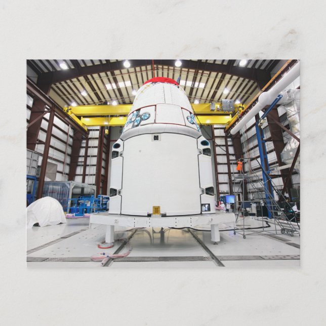 Dragon förbereder sig för att återleverera vykort (Framsida)