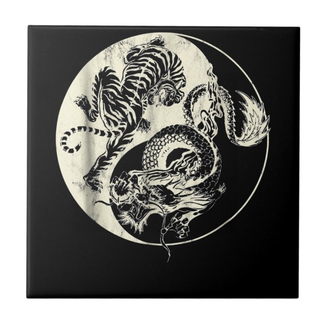 Dragon med tiger Tatto YIN och Yang Beast Fight Kakelplatta (Framsidan)
