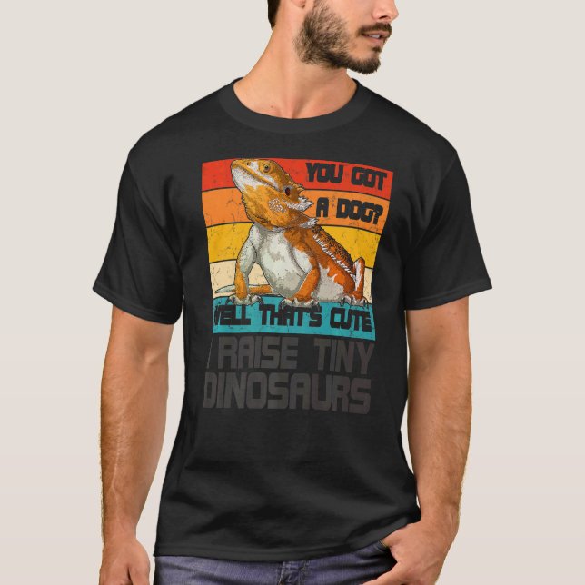 Dragon Retro I Raise Tiny Dinosaurs T Shirt (Framsida)